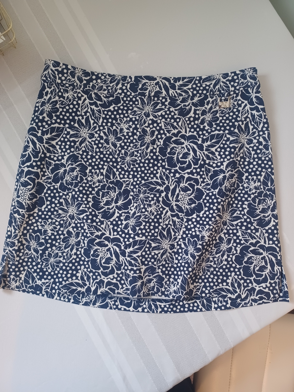 Rafaella Navy Floral and White Print Skort Skirt Small Pickleball Tennis